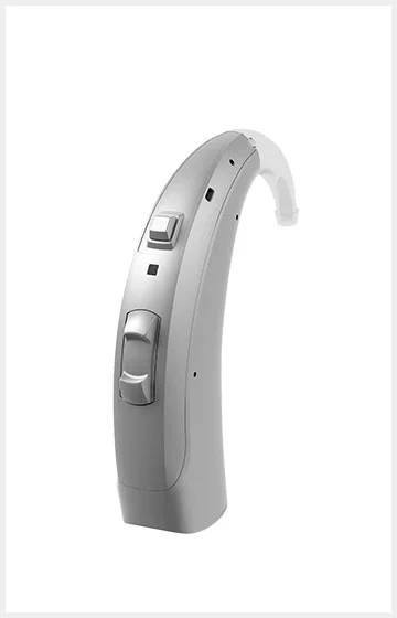 Nahaufnahme eines modernen Hörgeräts auf weißem Hintergrund. Präzise Hörtechnologie, modernes Hörgerät, Hörakustik.
